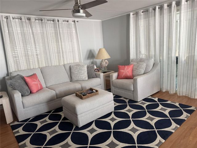 7901 40TH AVENUE N 66, St Petersburg, FL 33709