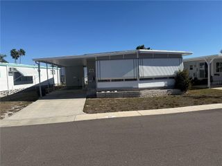 7901 40TH AVENUE N 66, St Petersburg, FL 33709