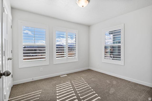 6122 W LAKE AVE, South Jordan, UT 84009