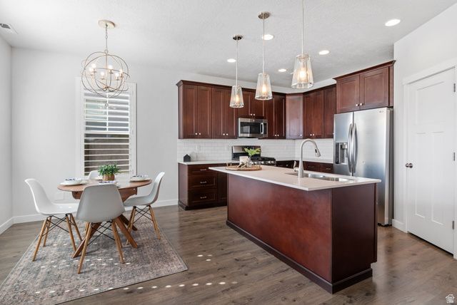 6122 W LAKE AVE, South Jordan, UT 84009