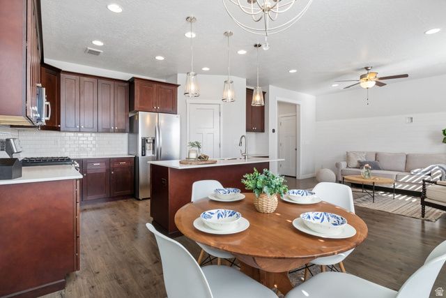 6122 W LAKE AVE, South Jordan, UT 84009