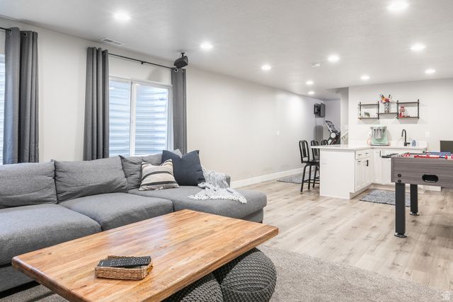 3677 W EDEN MEADOW WAY, South Jordan, UT 84009