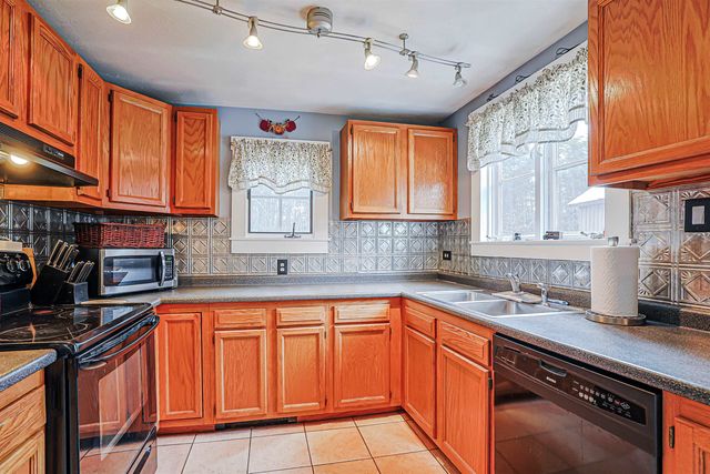 11 Wilson Hill Road, Merrimack, NH 03054