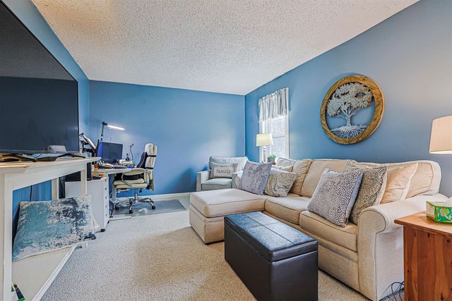 11 Wilson Hill Road, Merrimack, NH 03054