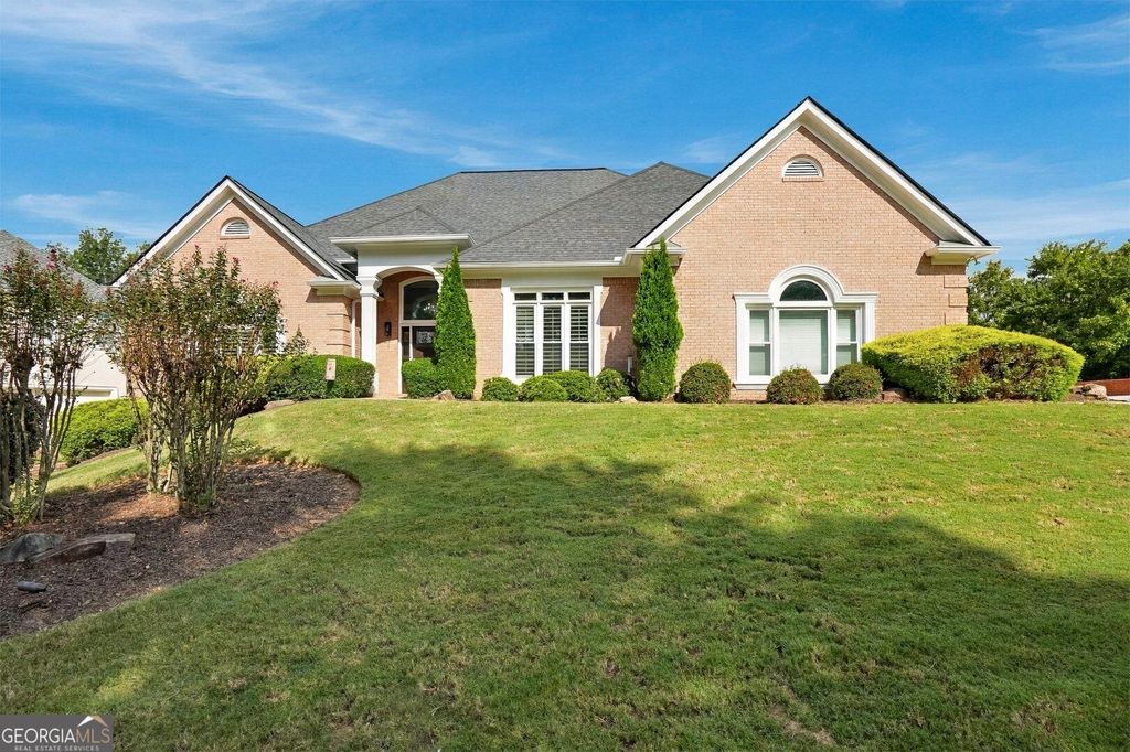 6201 Indian River Drive, Peachtree Corners, GA 30092 — exterior