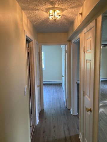 21 Clarks Rd 204, Amesbury, MA 01913