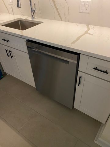 21 Clarks Rd 204, Amesbury, MA 01913