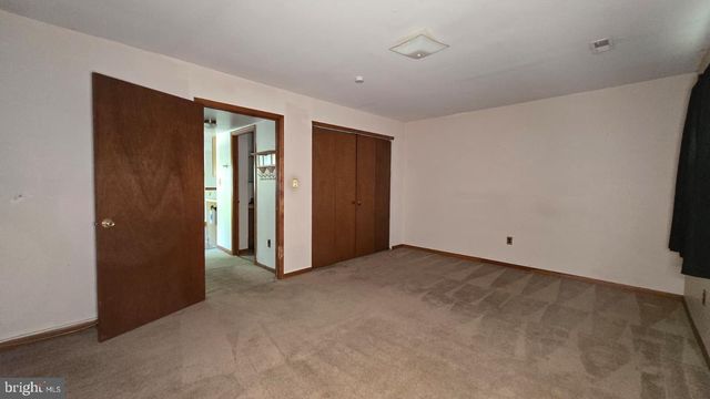 200 ROBBINS ST, Philadelphia, PA 19111