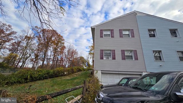 200 ROBBINS ST, Philadelphia, PA 19111