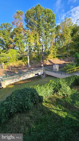 200 ROBBINS ST, Philadelphia, PA 19111