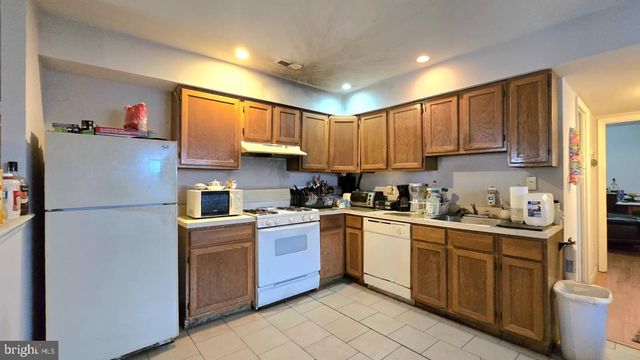 200 ROBBINS ST, Philadelphia, PA 19111