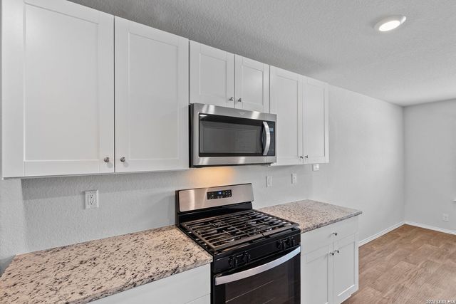 5119 GREYWACKE TRL, San Antonio, TX 78253