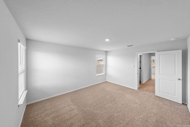 5119 GREYWACKE TRL, San Antonio, TX 78253