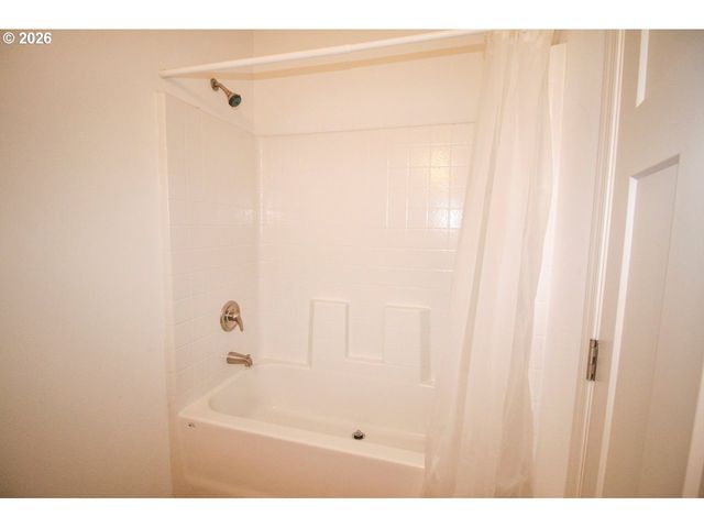 1901 Se MINTER BRIDGE Rd 34, Hillsboro, OR 97123