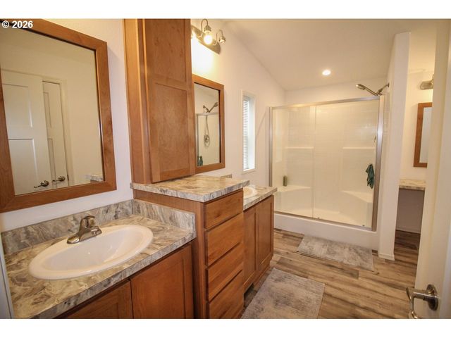 1901 Se MINTER BRIDGE Rd 34, Hillsboro, OR 97123