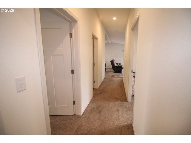 1901 Se MINTER BRIDGE Rd 34, Hillsboro, OR 97123