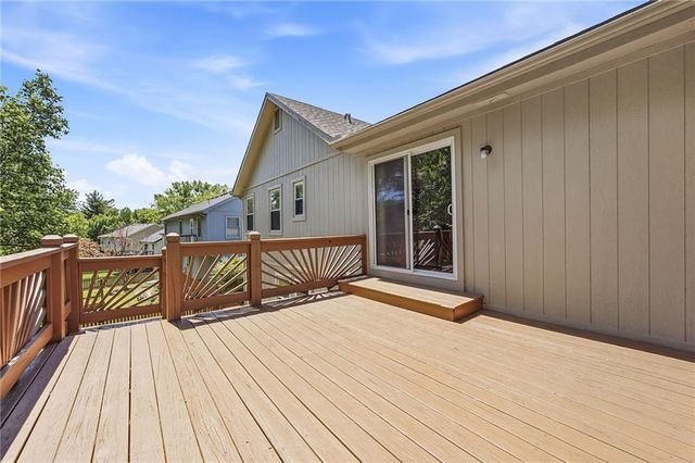 15209 LAMAR Avenue, Overland Park, KS 66223