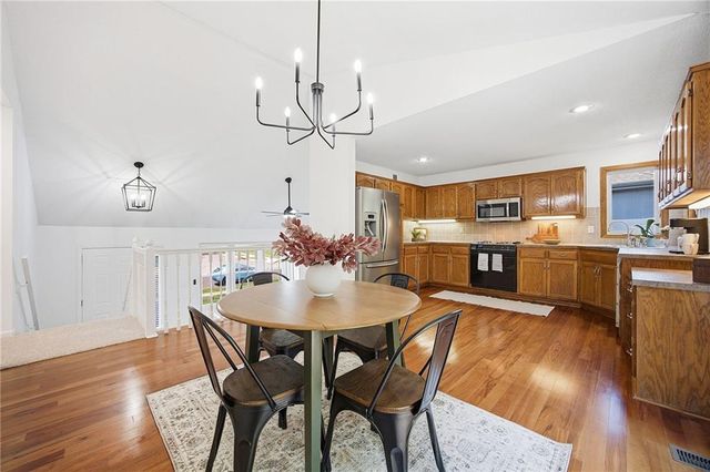 15209 LAMAR Avenue, Overland Park, KS 66223