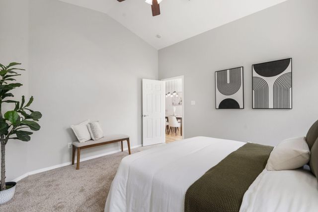 1016 High Plains Road NE, Rio Rancho, NM 87144