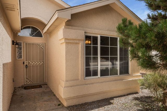 1016 High Plains Road NE, Rio Rancho, NM 87144