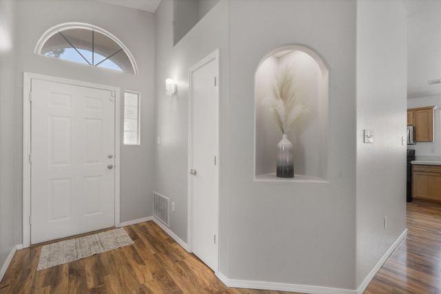 1016 High Plains Road NE, Rio Rancho, NM 87144