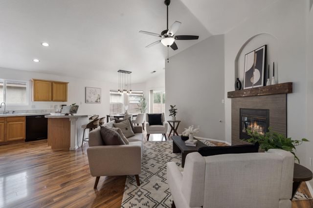 1016 High Plains Road NE, Rio Rancho, NM 87144