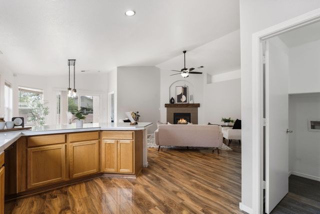 1016 High Plains Road NE, Rio Rancho, NM 87144