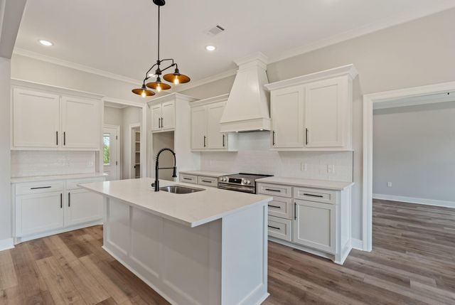 12 Millie Lott Rd., Sumrall, MS 39482