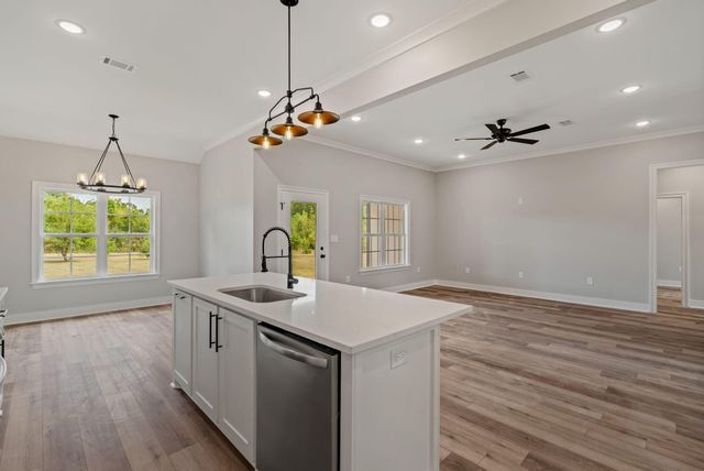 12 Millie Lott Rd., Sumrall, MS 39482