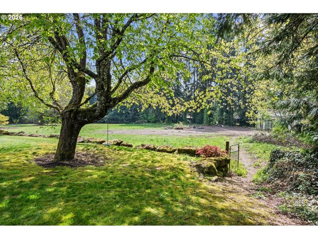 31200 Sw PEACH COVE Rd, West Linn, OR 97068