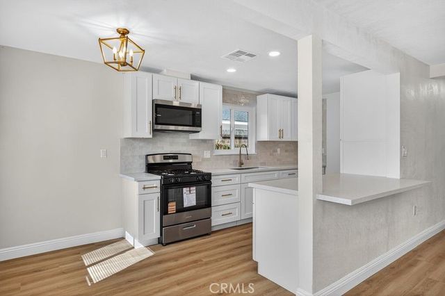 18222 10th, Bloomington, CA 92316