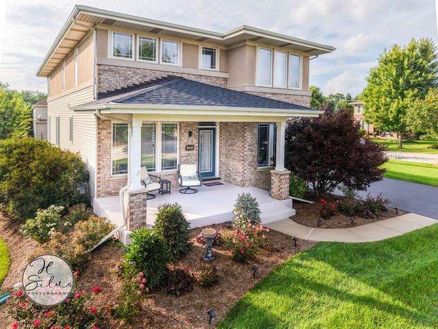1410 Grand Pointe Boulevard, West Dundee, IL 60118