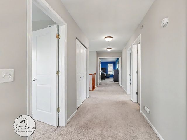 1410 Grand Pointe Boulevard, West Dundee, IL 60118
