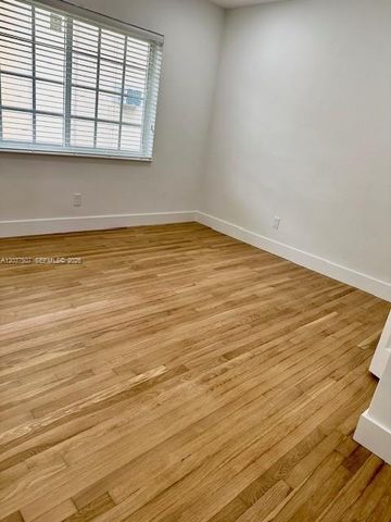 3801 Ponce De Leon Boulevard 3801, Coral Gables, FL 33134