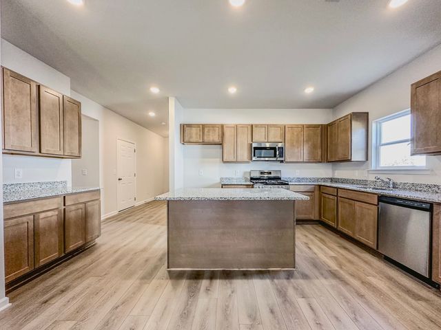 9757 McClane Farm Drive, Fort Worth, TX 76036