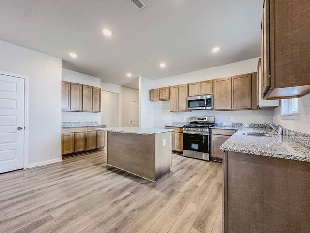 9757 McClane Farm Drive, Fort Worth, TX 76036