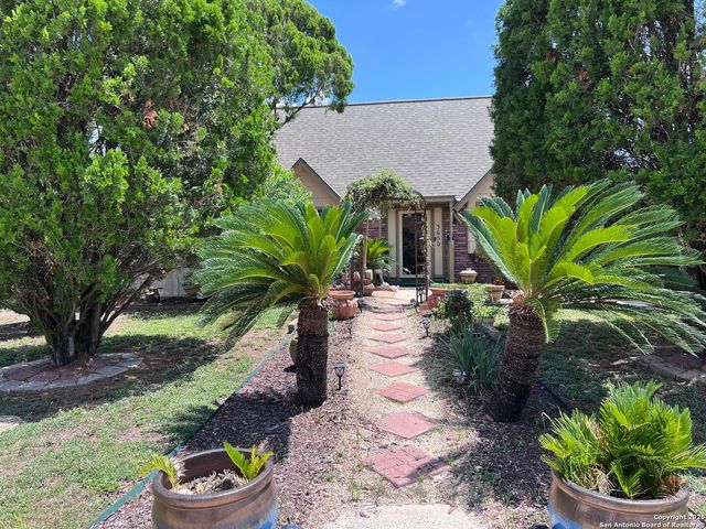 3650 Versailles, San Antonio, TX 78219
