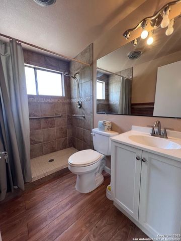 3650 Versailles, San Antonio, TX 78219