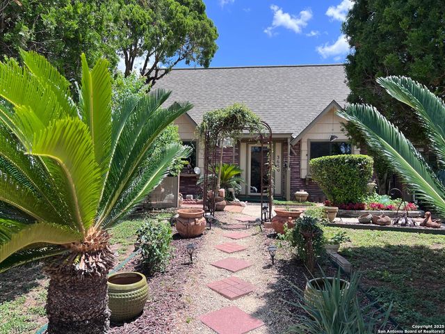3650 Versailles, San Antonio, TX 78219