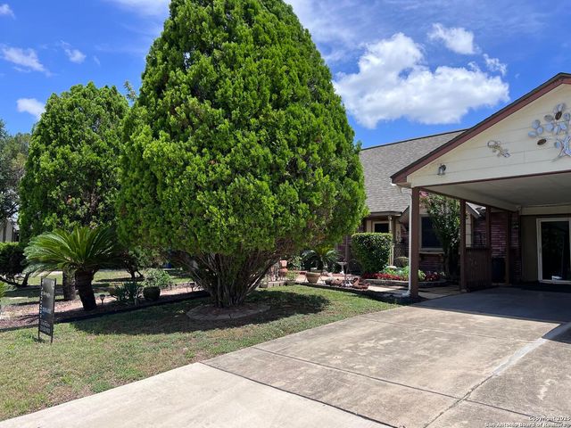 3650 Versailles, San Antonio, TX 78219