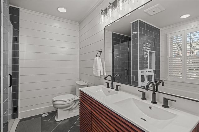 8 Cross Street 1, Newport, RI 02840