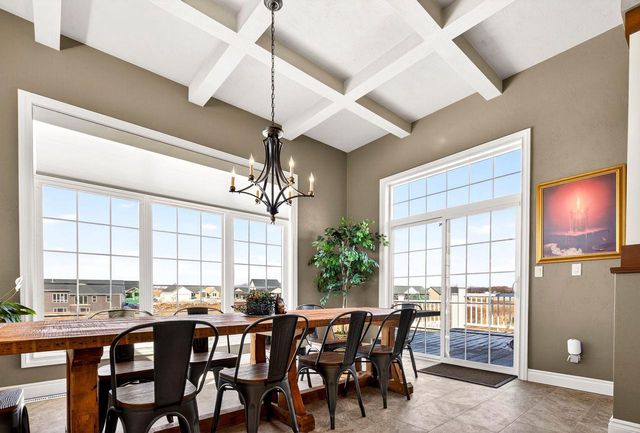 5667 N SUMMERLAND STREET, Appleton, WI 54913