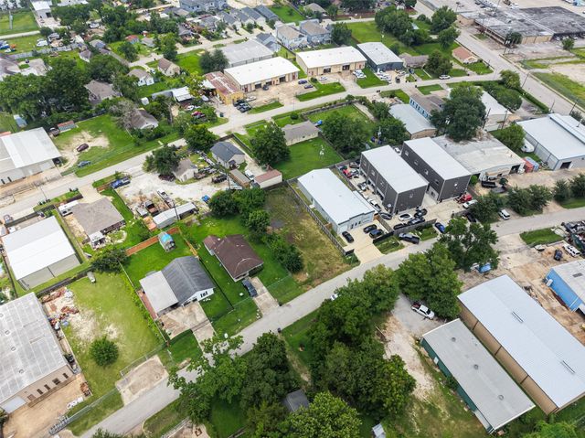 10034 Chickasaw Lane, Houston, TX 77041