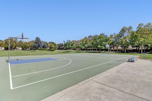 1536 Dreamy Way, Sacramento, CA 95835
