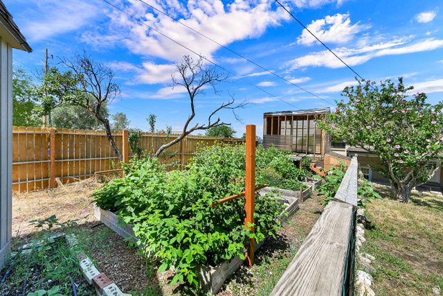 143 S 300 E, North Salt Lake, UT 84054