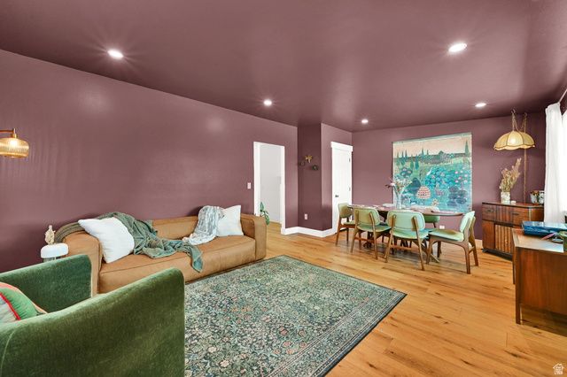 143 S 300 E, North Salt Lake, UT 84054