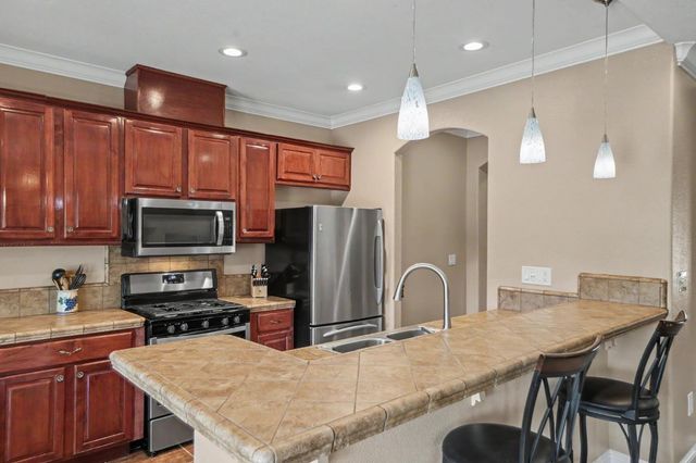 2598 Silver Rapids Rd, Valley Springs, CA 95252