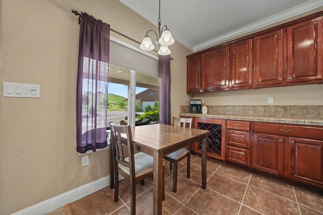 2598 Silver Rapids Rd, Valley Springs, CA 95252