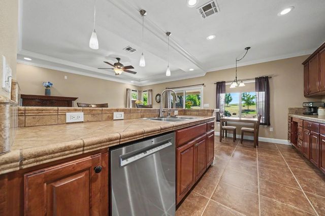 2598 Silver Rapids Rd, Valley Springs, CA 95252