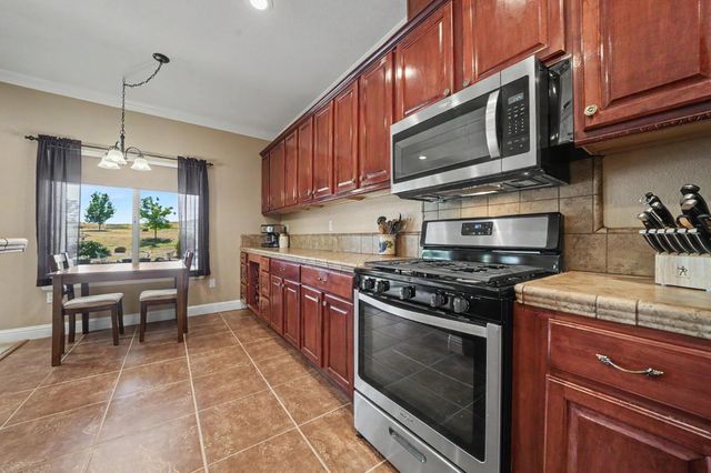 2598 Silver Rapids Rd, Valley Springs, CA 95252